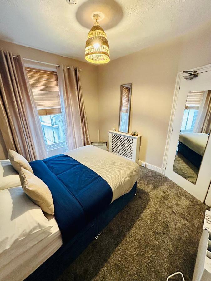 Acora'S Apartments Plymouth Ngoại thất bức ảnh